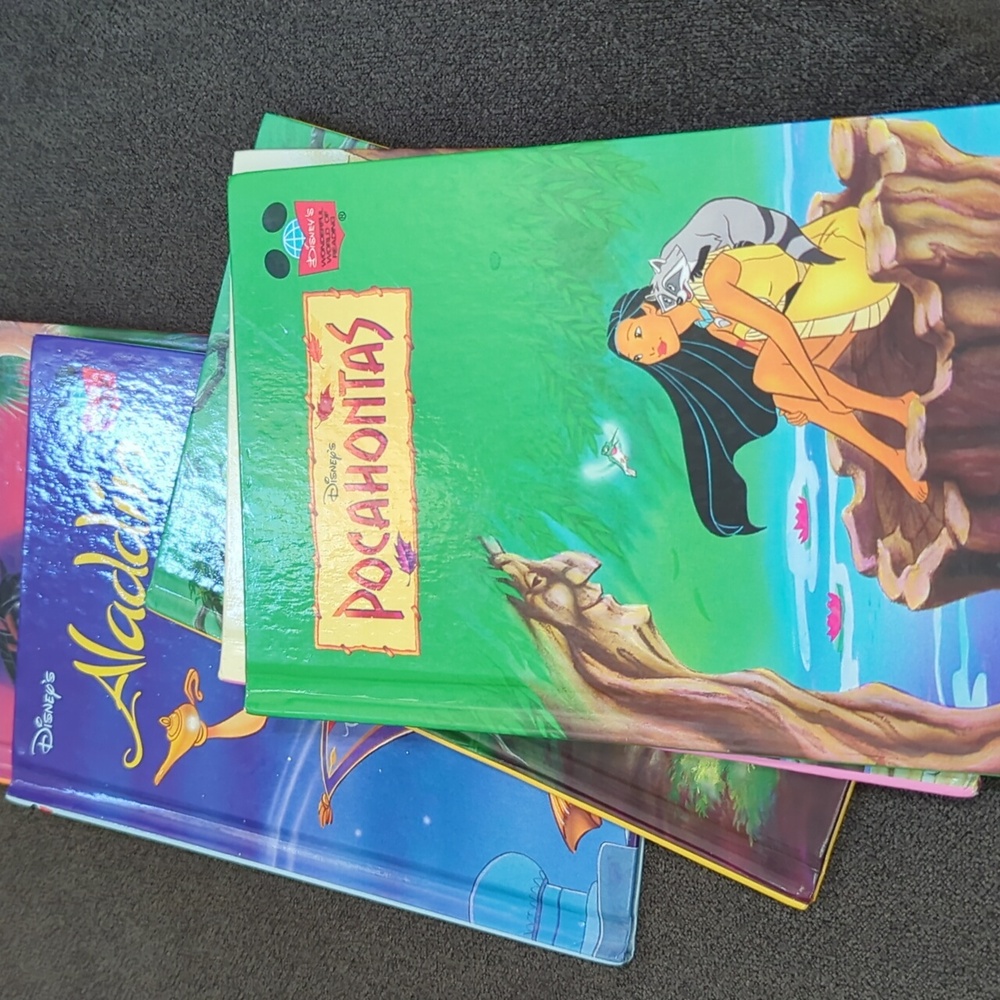 Walt Disney books set of 6 - Picture 3 of 4